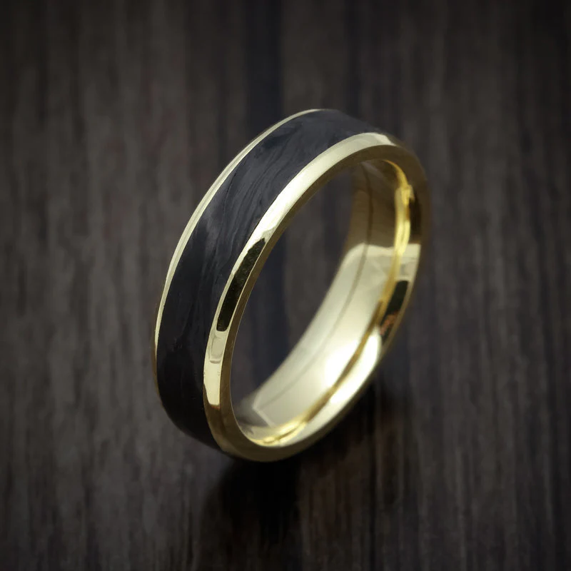 Yellow Gold Men's Ring with Forged Carbon Fiber Inlay - Image 3