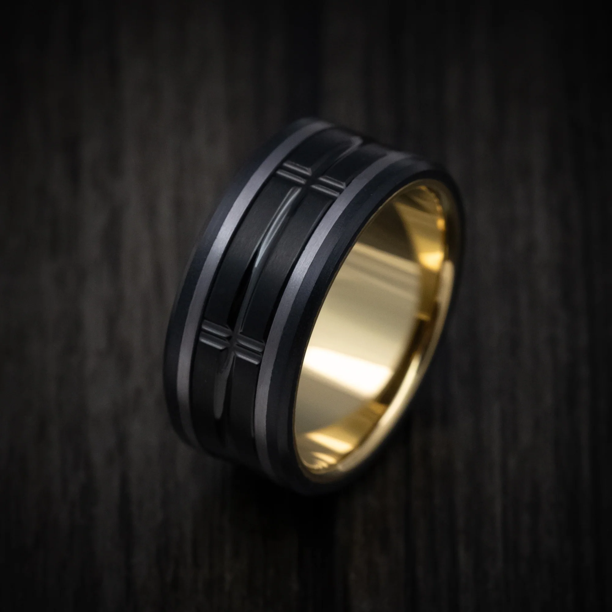 Black Titanium and Tantalum Men's Ring with Carbon Fiber Accents and 14K Gold Sleeve - Image 3