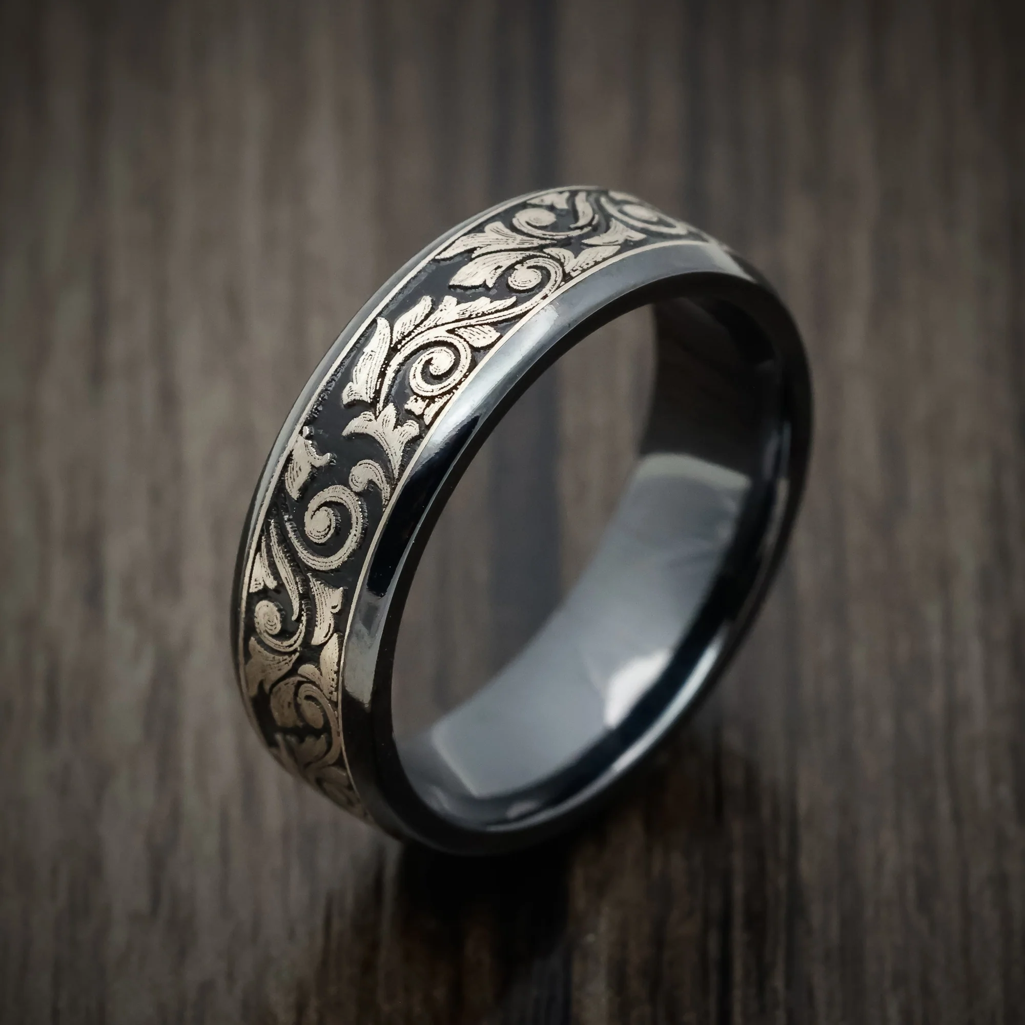 Black Titanium or Black Zirconium Custom Men's Ring with a Vintage Floral Design on a Silver Inlay - Image 3