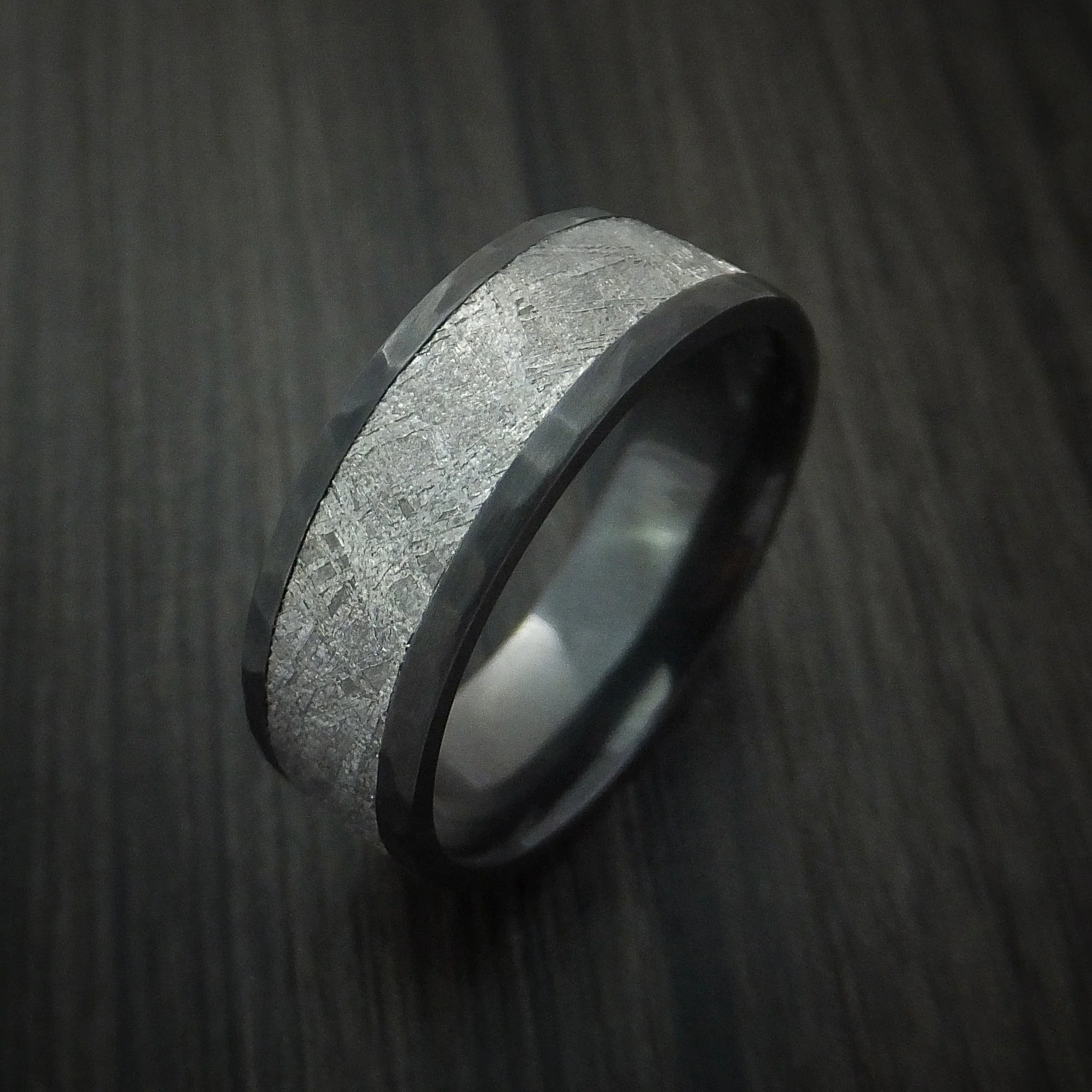 Black Titanium Hammered Men's Ring with Gibeon Meteorite Inlay Custom Made - Image 4
