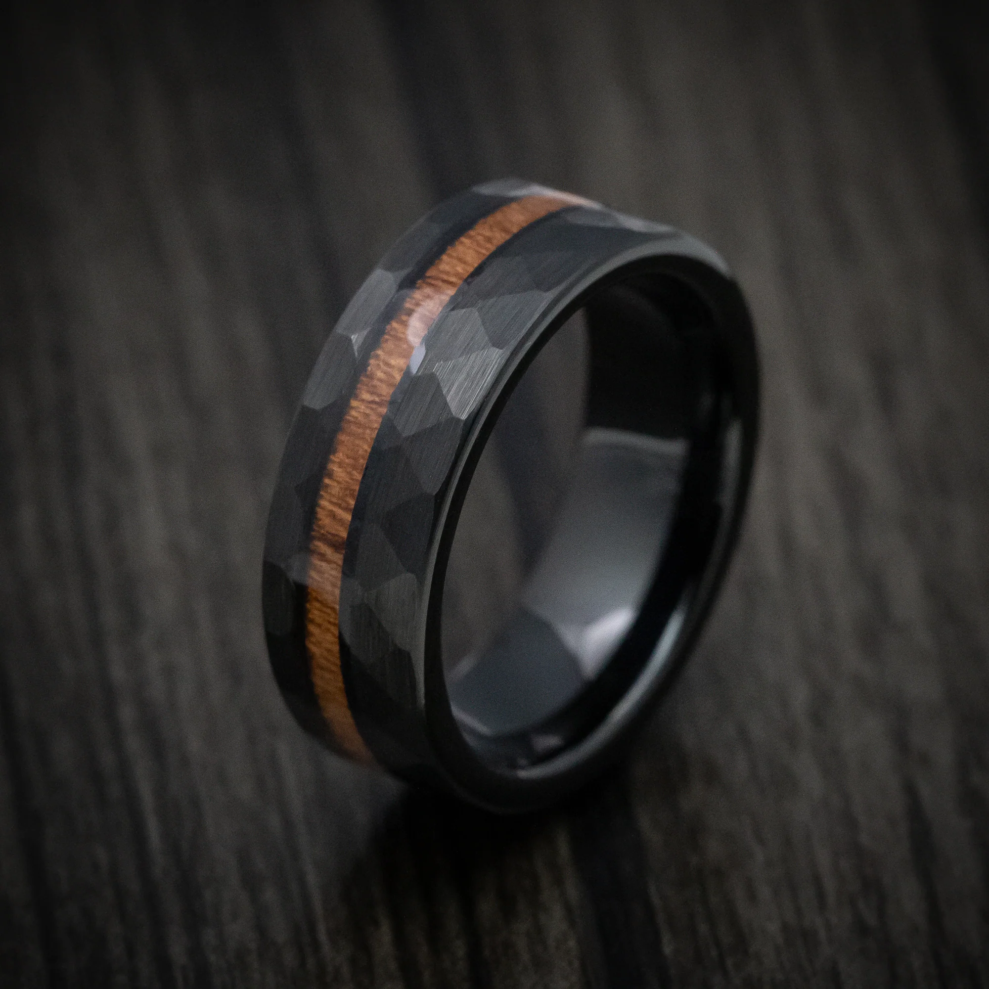 Black Tungsten Men's Ring with Koa Wood Inlay - Image 3