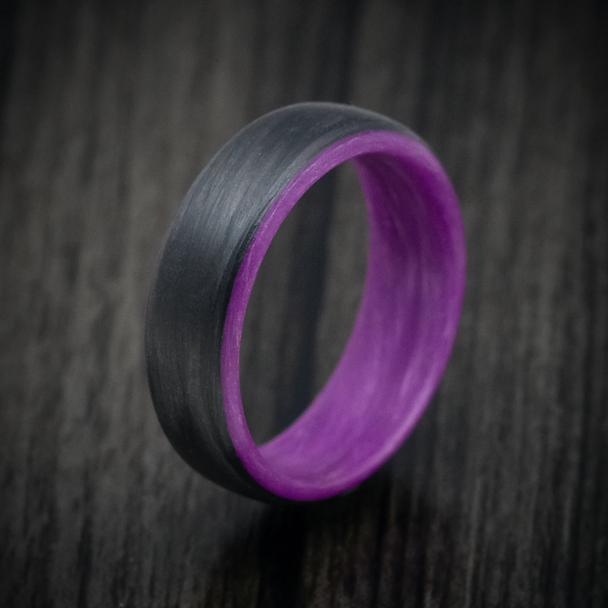 Carbon Fiber Men's Ring with Purple Glow Sleeve - Image 4
