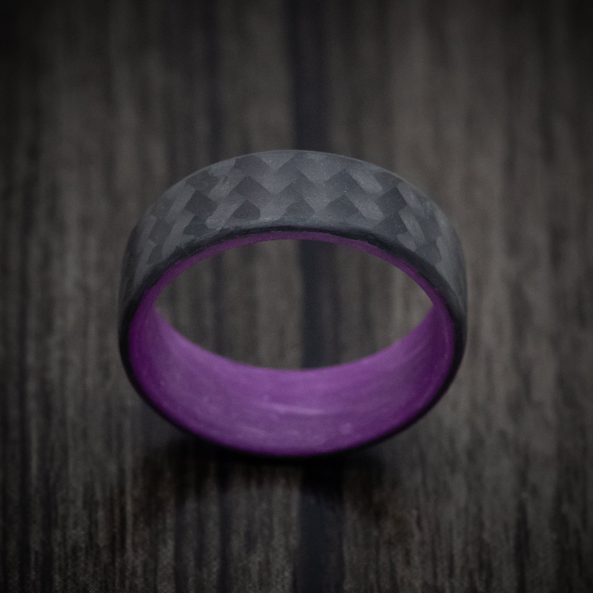 Carbon Fiber Men's Ring with Purple Glow Sleeve - Image 2