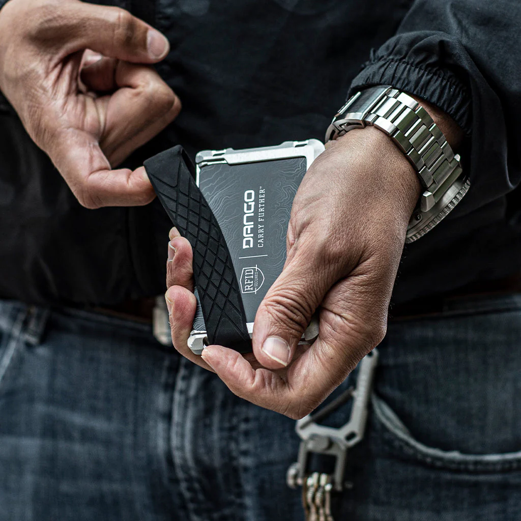 D03 LITE DAPPER RAIL WALLET - Image 17