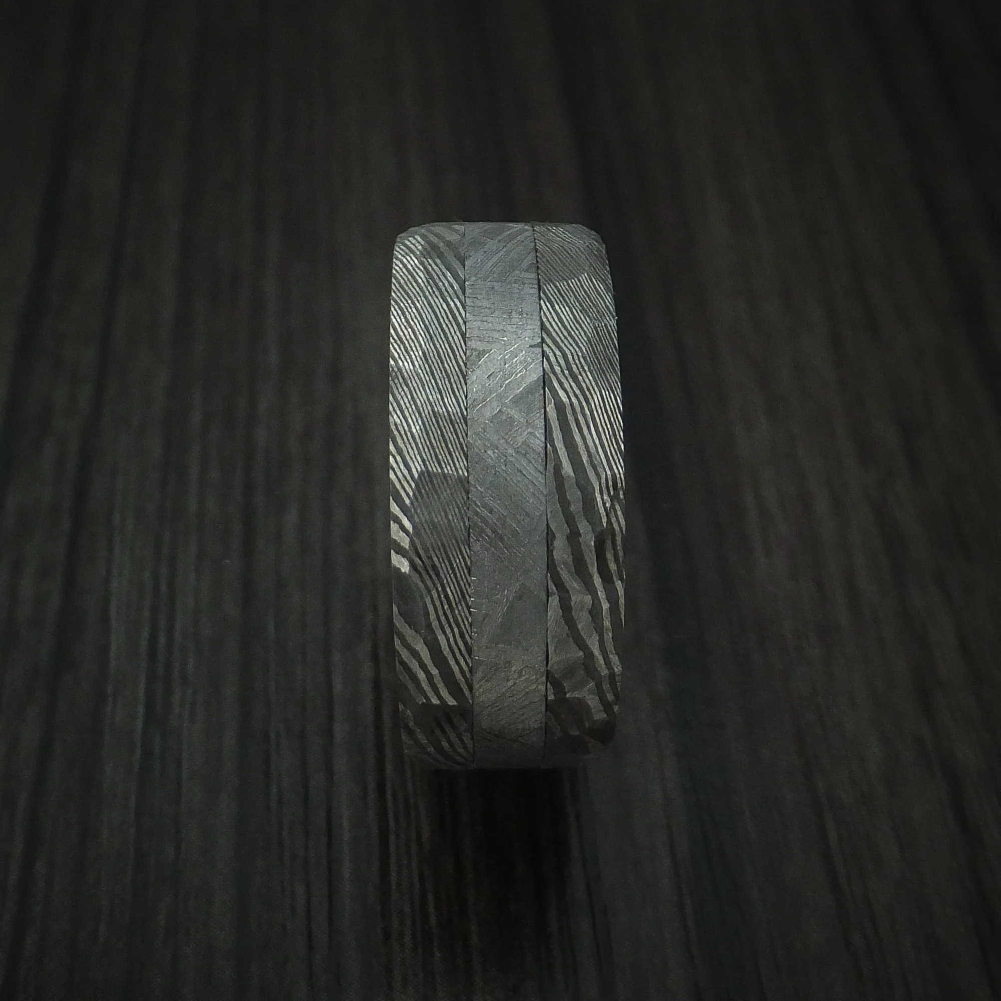 Damascus Steel and Gibeon Meteorite Hammered Men's Ring with Hardwood Sleeve Custom Made Band - Image 3