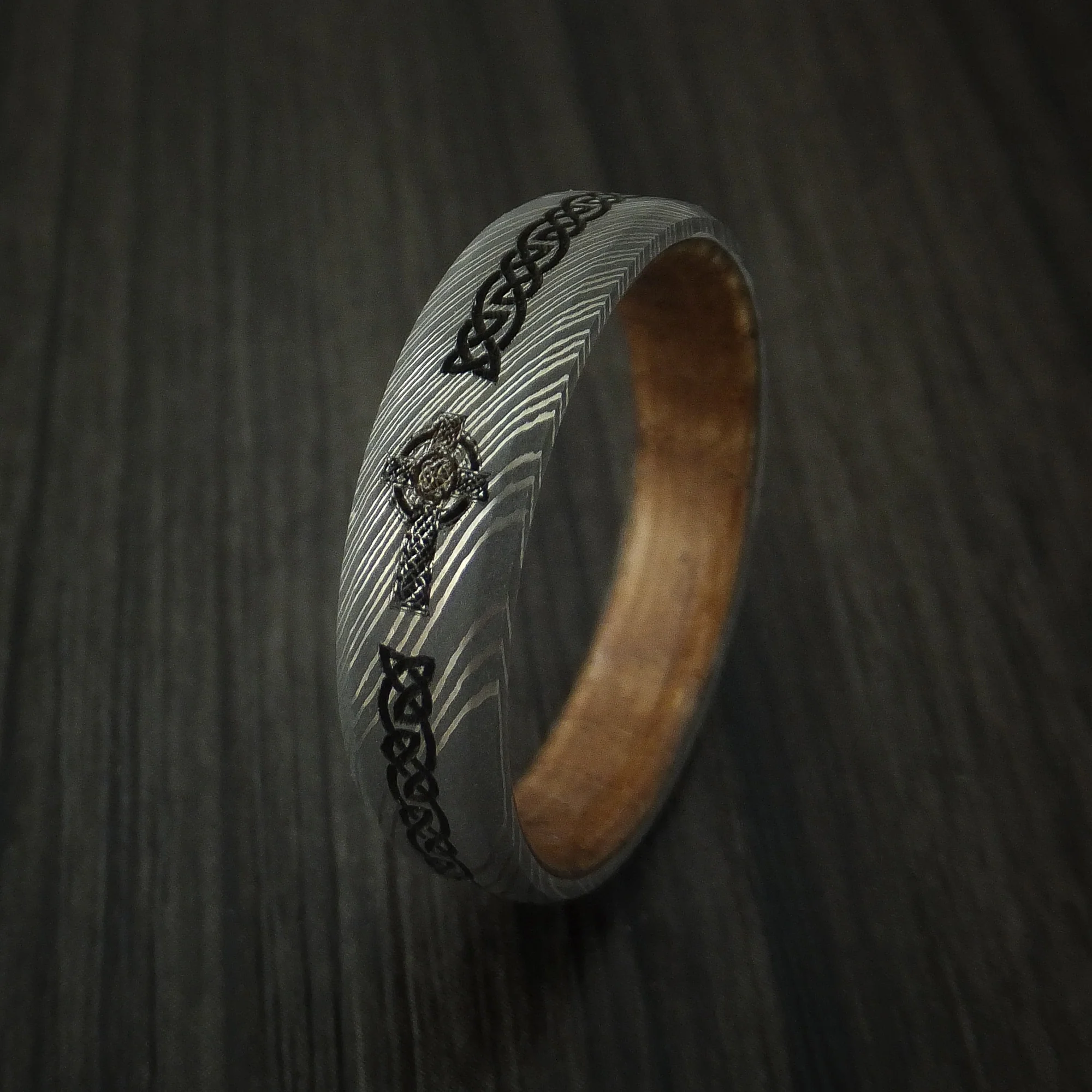 Damascus Steel Celtic Irish Cross Men's Ring with Wood Sleeve Men's Ring - Image 4