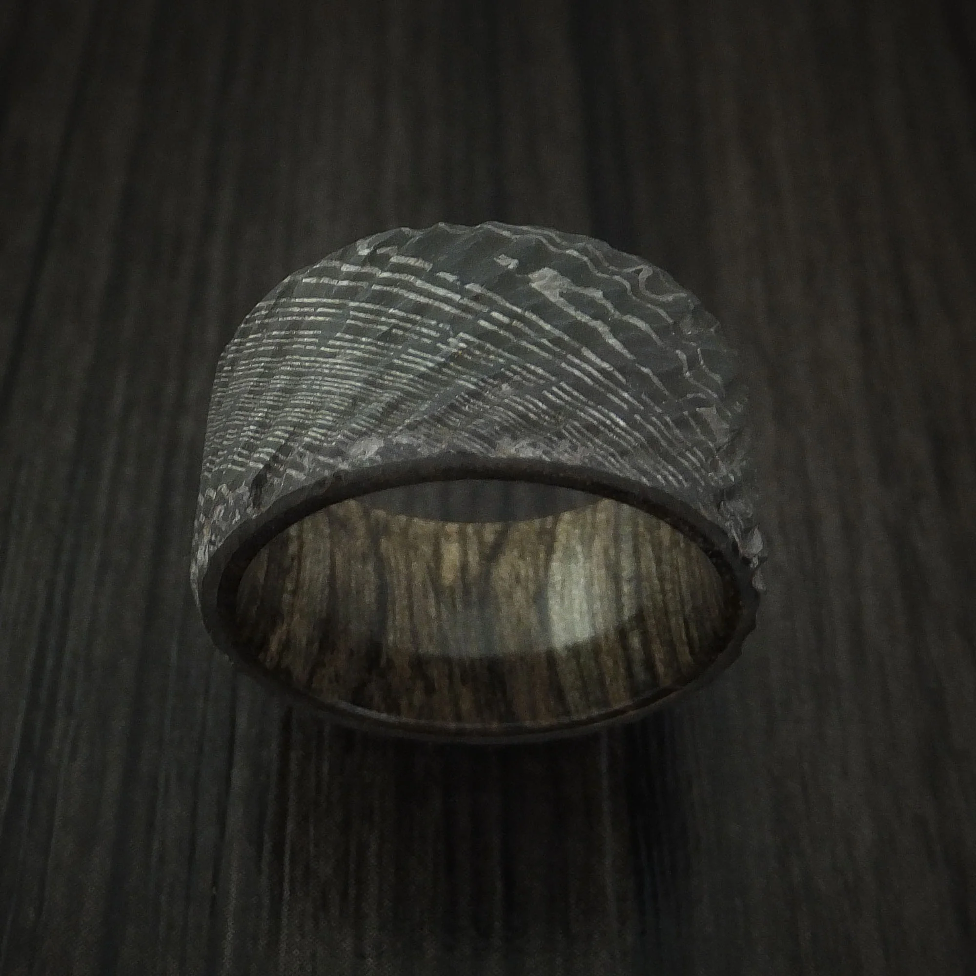 Damascus Steel Tree Bark Carved Men's Ring with Walnut Hardwood Custom Made Band - Image 2