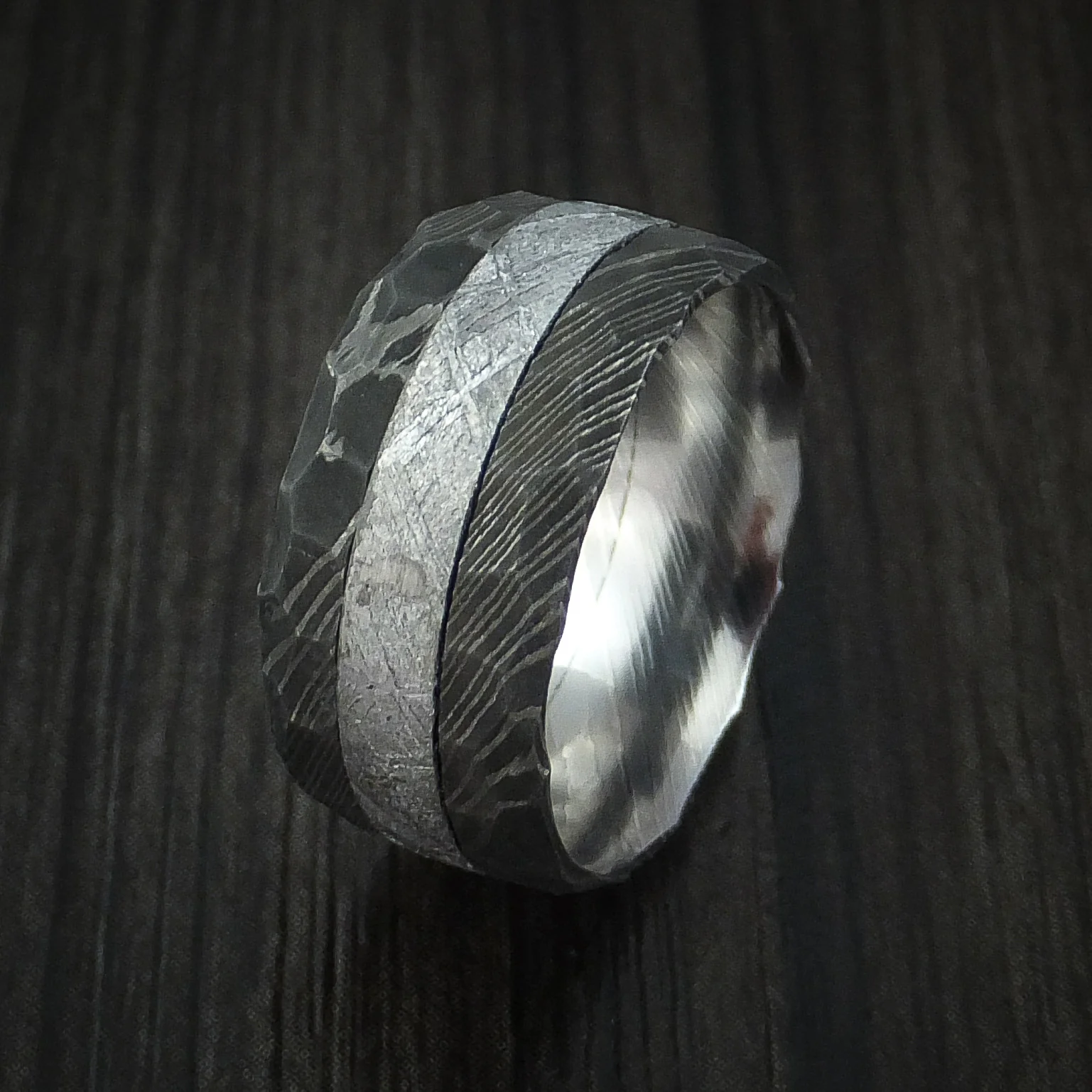 Gibeon Meteorite in Hammered Damascus Steel Wedding Men's Band - Image 4