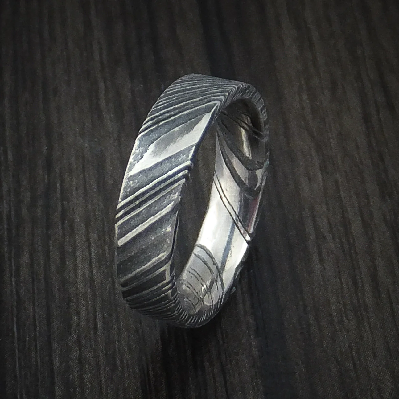 Woodgrain Kuro Damascus Steel Men's Ring Custom Made Wedding Band - Image 4