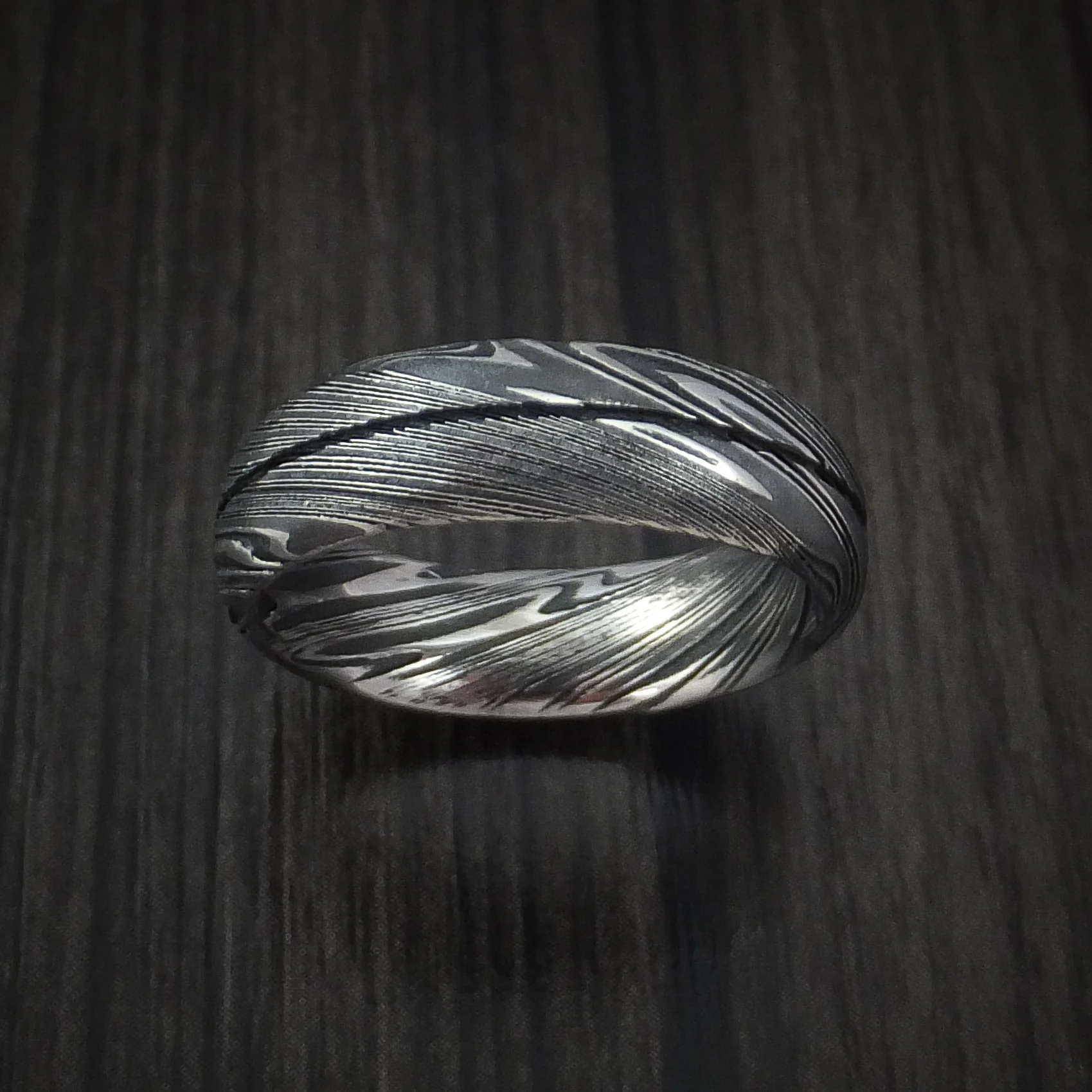 Woodgrain Kuro Damascus Steel Men's Ring Wedding Band Genuine Craftsmanship - Image 2