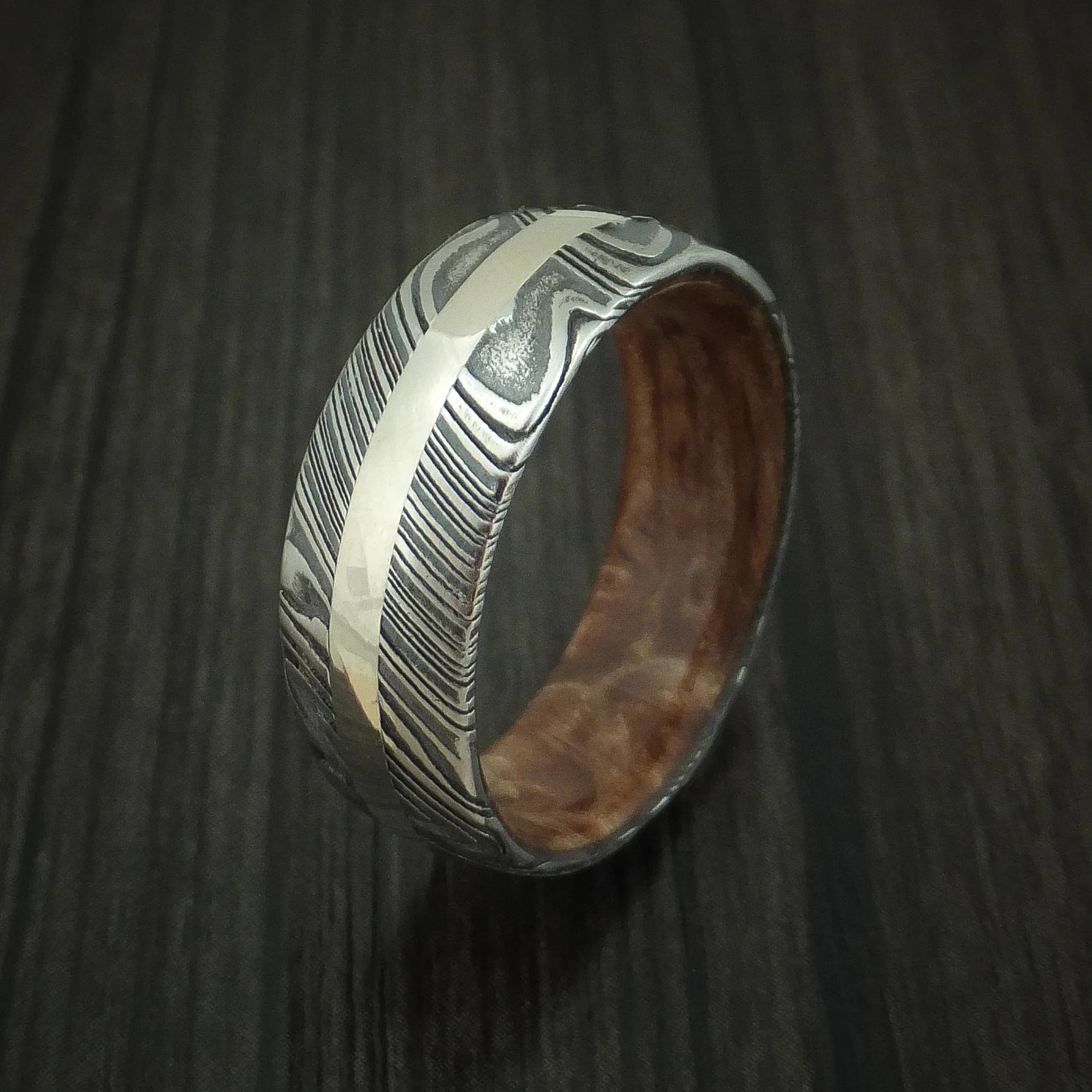 Woodgrain Kuro Damascus Steel Men's Ring with 14K White Gold Inlay and Maple Burl Hardwood Sleeve Custom Made Band - Image 3