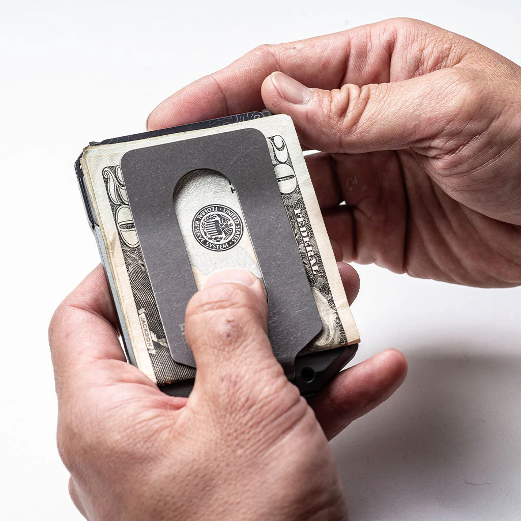 M4 MAVERICK™ RAIL WALLET with TITANIUM CLIP - Image 19
