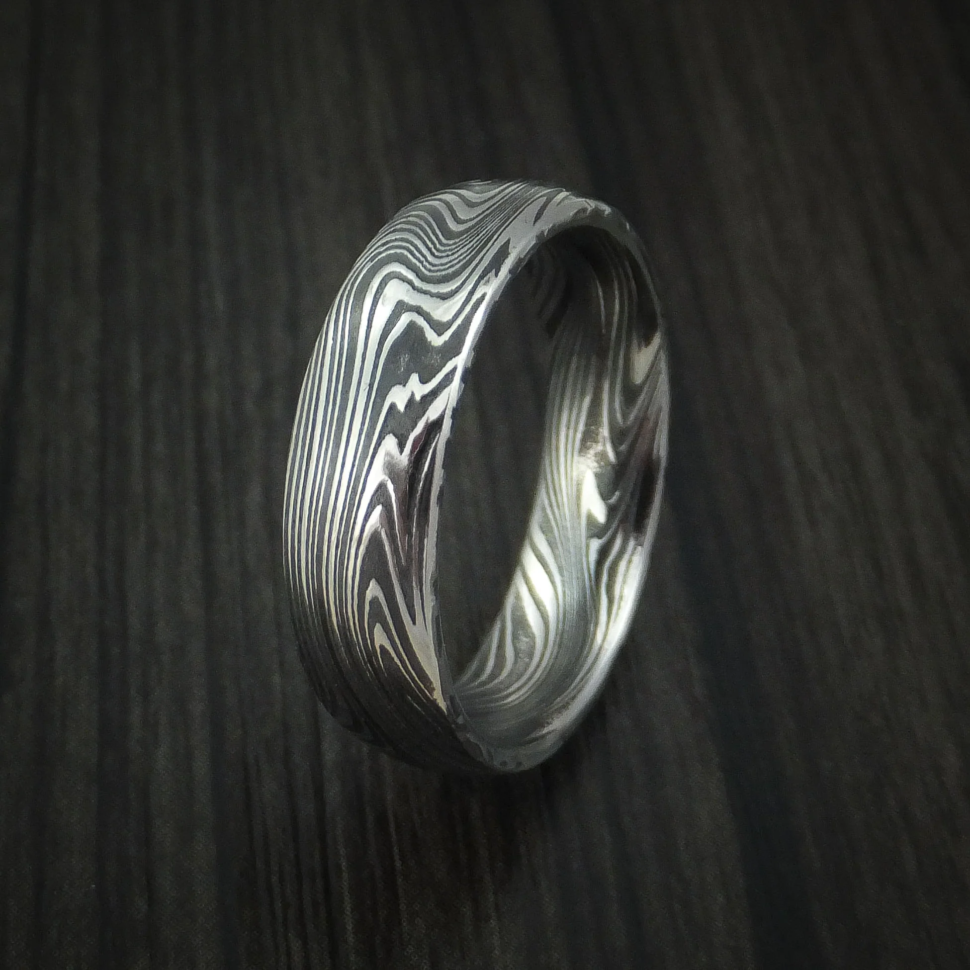 Marbled Kuro Damascus Steel Men's Ring Custom Made Wedding Band - Image 4