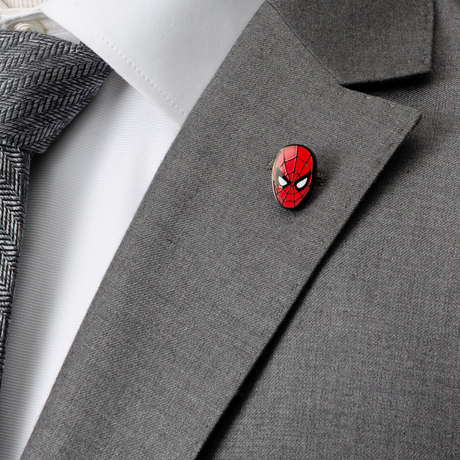 Marvel Spider-Man Dot 3 Pack Socks and Lapel Pin Gift Set - Image 9