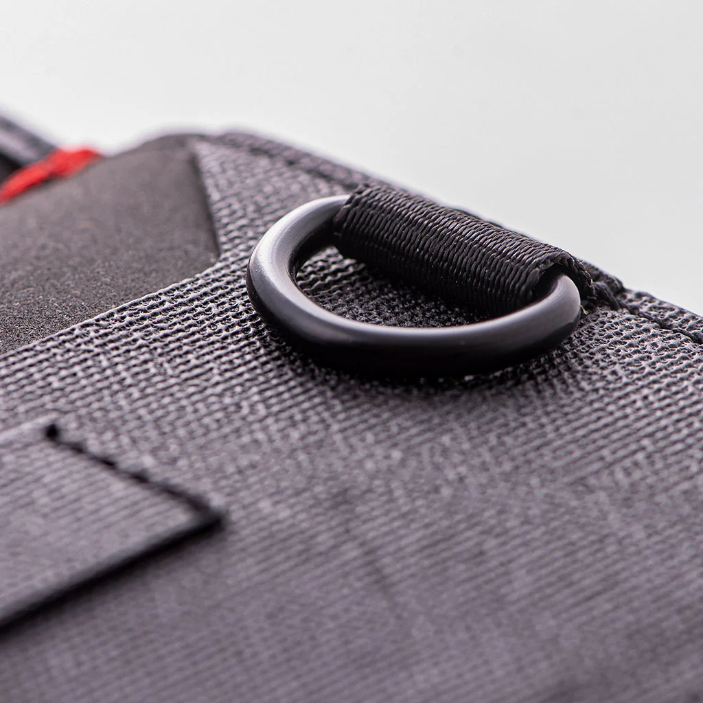P01 PIONEER™ TRAVEL WALLET - Image 15