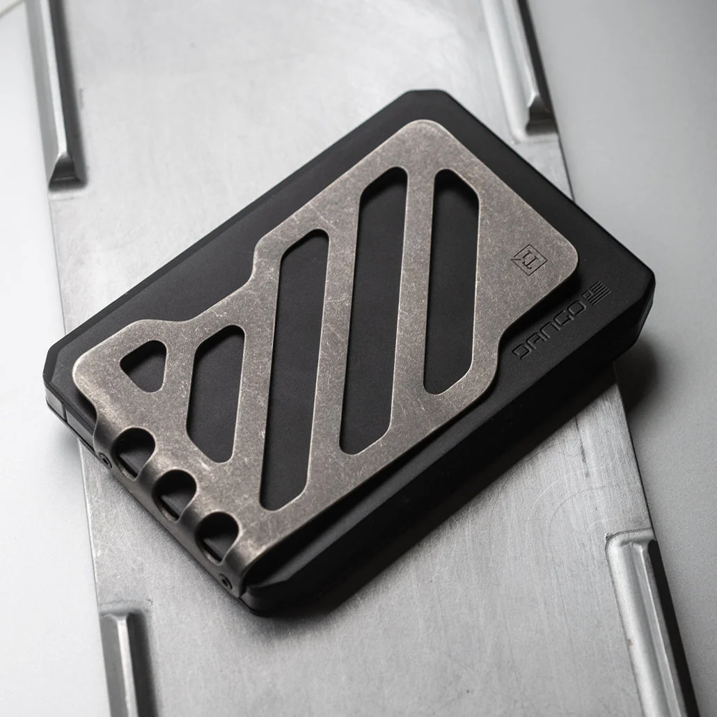 SK1 SLIDE KICK WALLET WITH TITANIUM MONEY CLIP