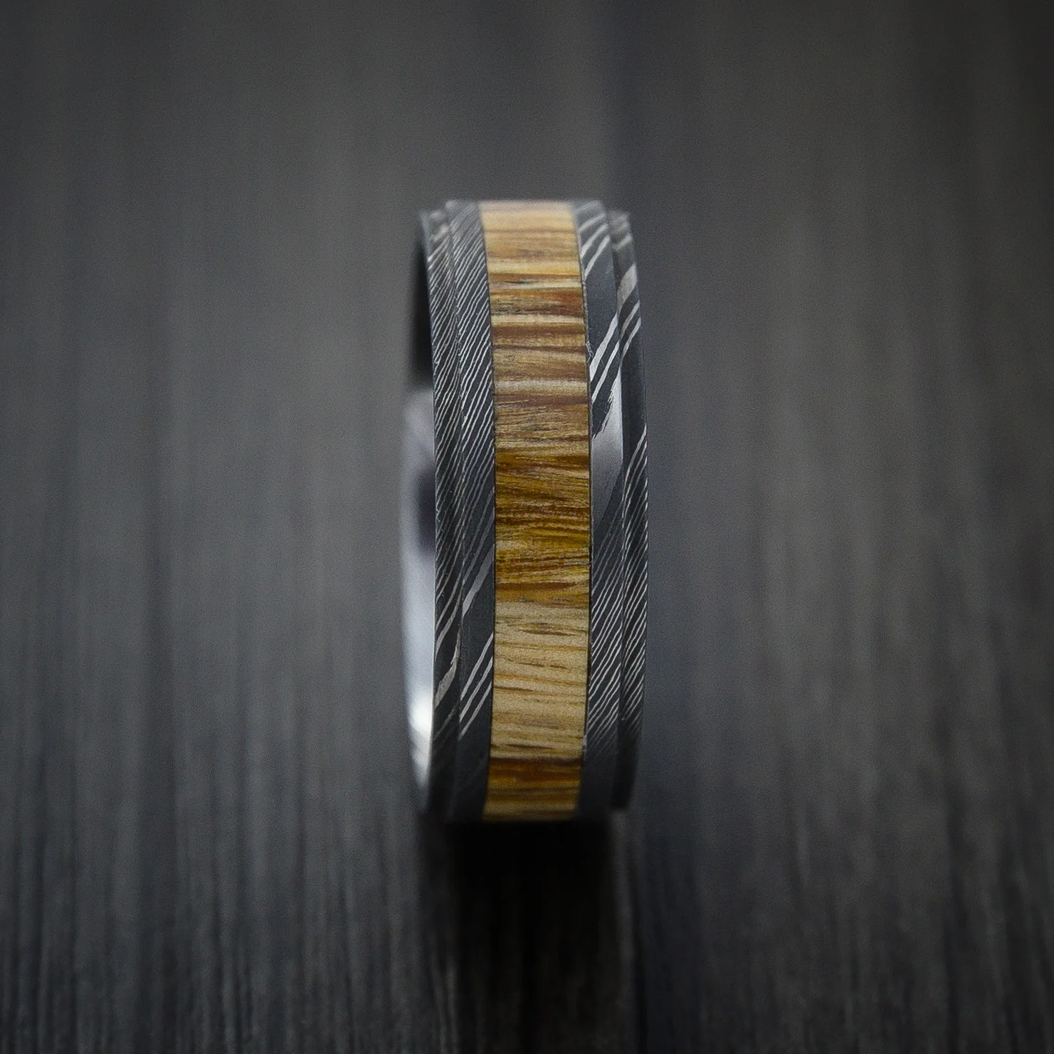 Damascus Steel Men's Ring Inlaid with Teak Hardwood Custom Made - Image 3